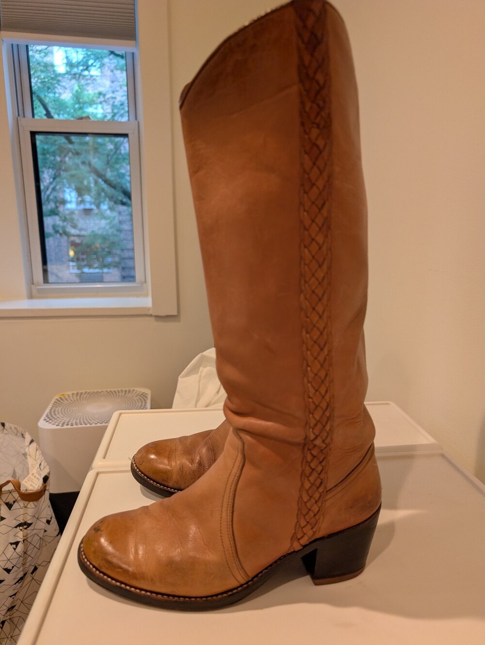 Vintage Frye Women's  Leather Boots - Tan